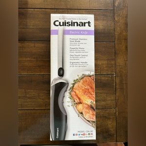 New - Cuisinart Electric Knife Model CEK-30